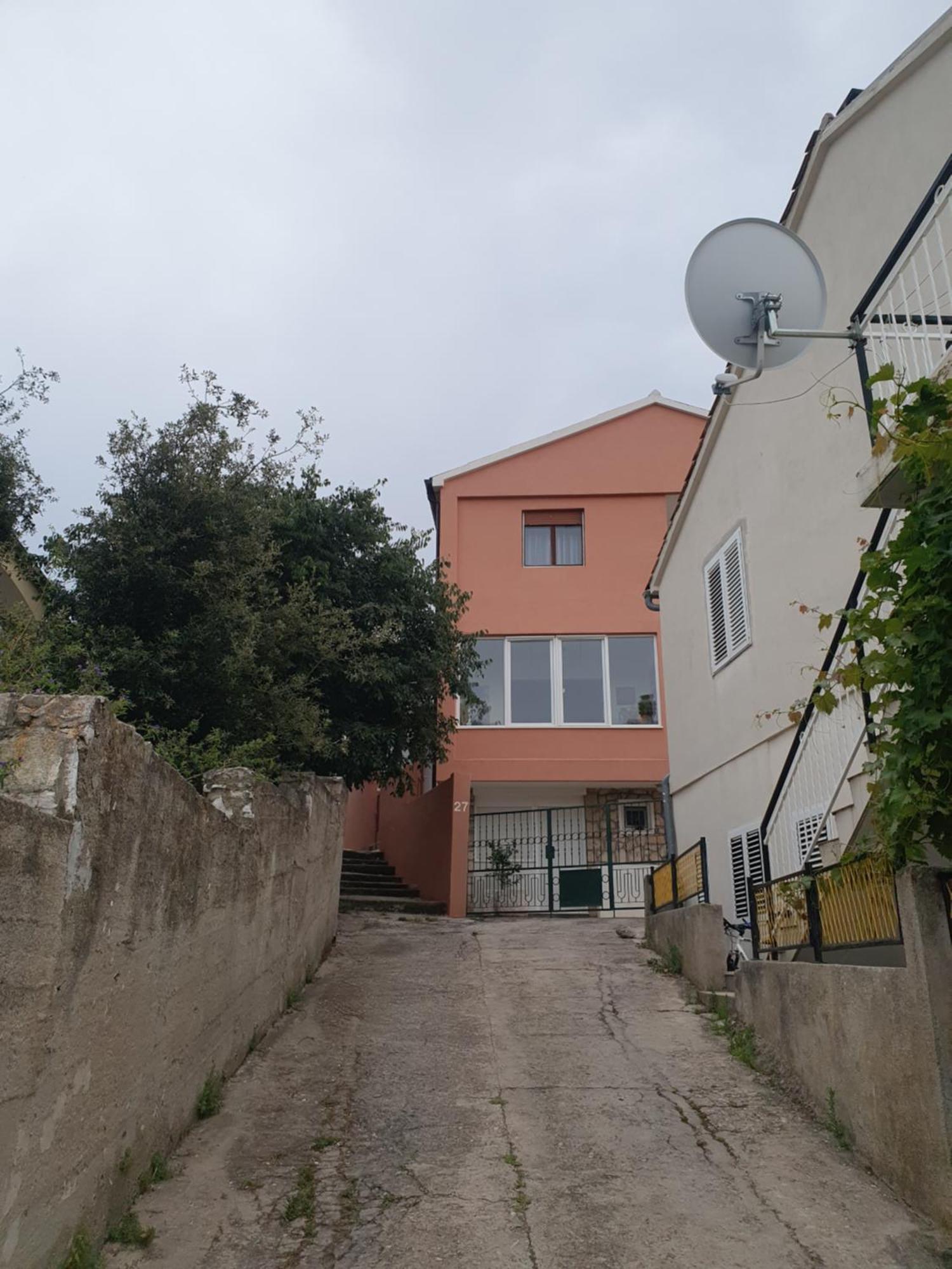 Laura Apartment Tisno