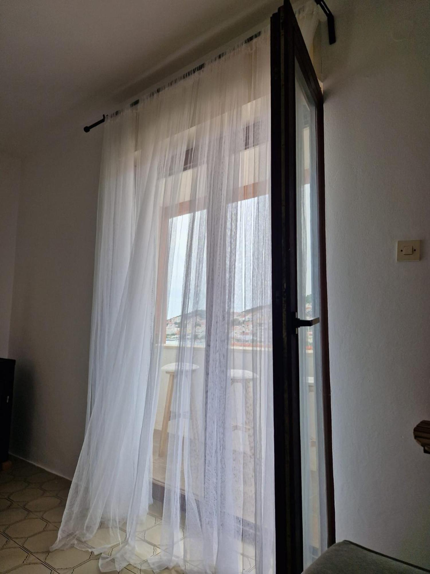 Laura Apartment Tisno